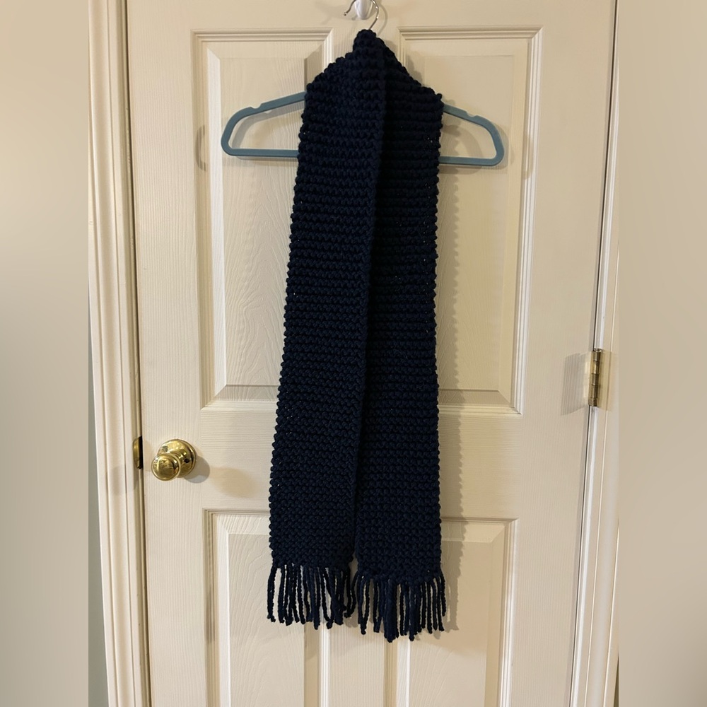 🧣Handknit scarf with fringe 🧣